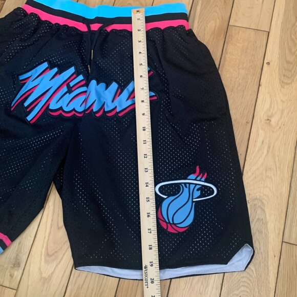 Miami Heat Just Don Basketball Shorts men’s Small stitched black pink blue USA - Picture 6 of 8